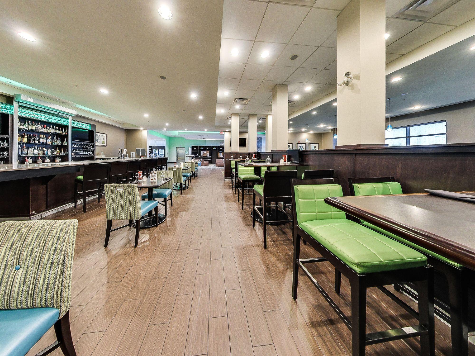 Holiday Inn Hotel & Suites Edmonton Airport Conference Centre By Ihg Nisku Eksteriør billede