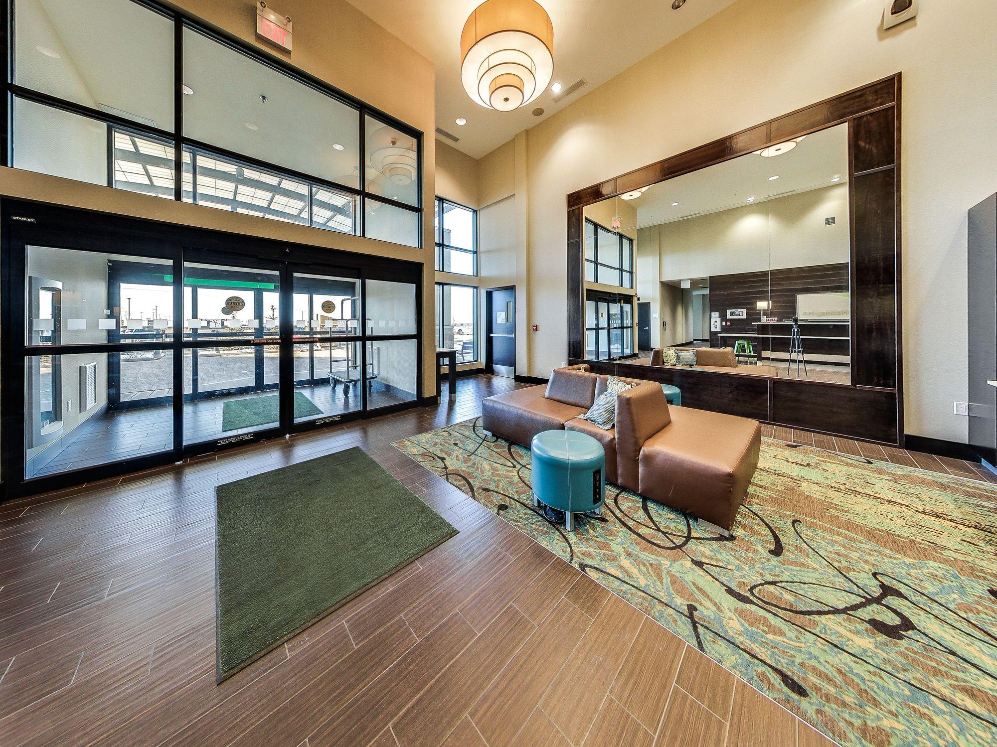 Holiday Inn Hotel & Suites Edmonton Airport Conference Centre By Ihg Nisku Eksteriør billede