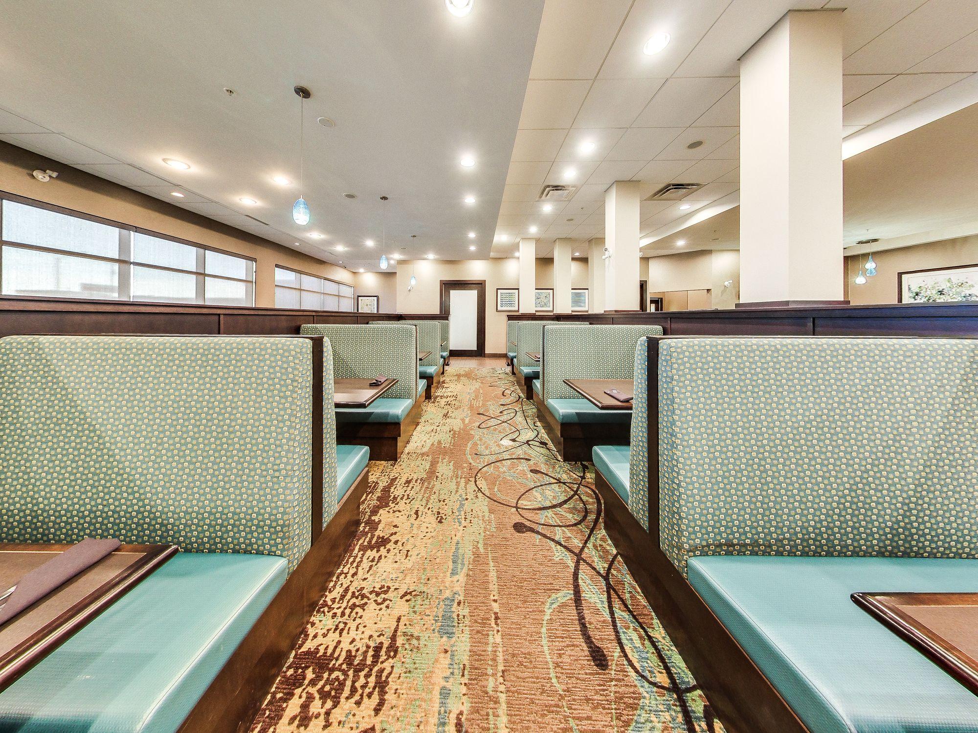 Holiday Inn Hotel & Suites Edmonton Airport Conference Centre By Ihg Nisku Eksteriør billede